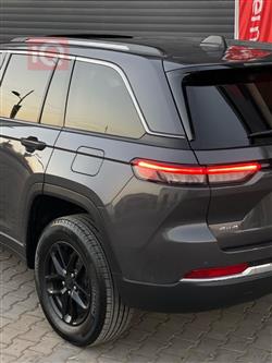 جيب جراند شيروكي